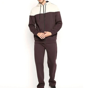 Survêtement de sport décontracté pour homme de haute qualité avec personnalisation de marque pour un style urbain quotidien - Product Image 1