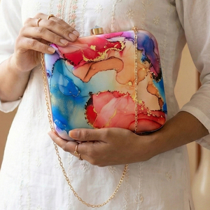 Pochette imprimée multicolore avec cadre métallique, coque rigide, finition satinée numérique, doublure en soie brute et fermoir en cristal - Product Image 2