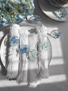 Anneau de serviette en résine florale, décoration de table de mariage, anneau de serviette en résine - Product Image 1