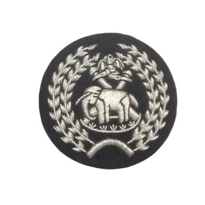 Beautiful Hand Embroidered Eco-Friendly Customized Nonwoven Felt Bullion Wire Badges Sequins for Luxury Fashion <b>Sew</b>-on Safety - Product Image 3