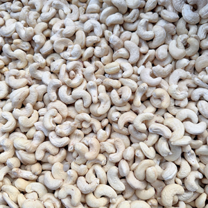 Oferta Especial: Anacardos W240 de Vietnam a Precio Económico, Exportadores de Nueces de Anacardo, Tamaño de Corte Personalizado, Santigo - Product Image 1