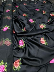 2022 Venta caliente indio pakistaní Salwar Kameez hecho a mano con el último trabajo de secuencia de seda pesada bordado completo para adultos - Product Image 2