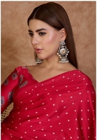 Saree Pernikahan Musim Gugur KV Barn Red Ajrakh Berbahan Satin Crepe Silk Anti Kusut Cepat Kering dengan Blus Tanpa Jahitan
