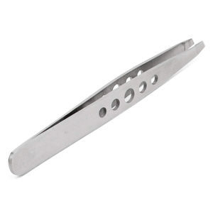 Pince à épiler légère en acier inoxydable à pointe inclinée, style classique et artisanal, de qualité supérieure, par SHAHZIK INTERNATIONAL - Product Image 3