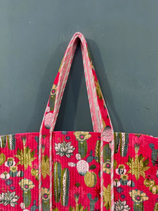 Sac fourre-tout en coton matelassé ethnique Peacock avec longues poignées, idéal pour le shopping quotidien, les voyages, la plage, fermeture éclair, vente au détail, cadeaux, commandes en gros - Product Image 2