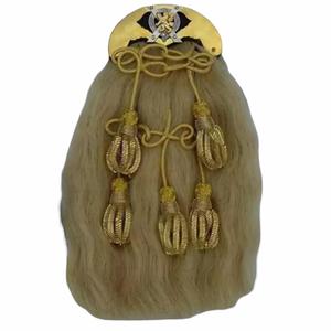 Sporran écossais pour bagarreurs écossais, orné de deux pompons en crin de cheval noir sur un sporran en crin de cheval blanc - Product Image 5