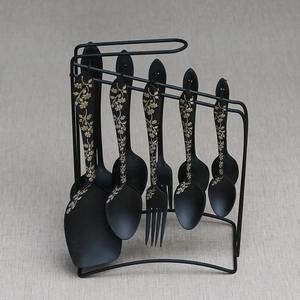 Ensemble de couverts en acier inoxydable de qualité supérieure SAZ ENTERPRISES, 29 pièces, modèle ALI-532, finition enduite de poudre, design élégant gravé - Product Image 1