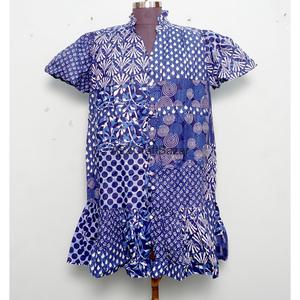 เดรสปาร์ตี้ทรงเอ คอวี แขนสั้น ติดกระดุม ผ้าฝ้ายถักลายดอกไม้สไตล์โบฮีเมียนอินเดียสมัยใหม่ ทำมือ ระบายอากาศได้ดี - Product Image 1