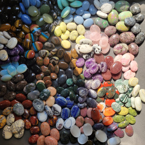 หินบลัดสโตนสำหรับประดับ100% อัญมณีธรรมชาติเรกิฮวงจุ้ยของขวัญขายส่ง - Product Image 6