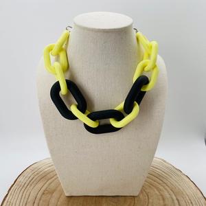 Geometric Black <b>Acrylic</b> Resin Statement Necklace Gold Foil Pendant Contemporary Women Fashion Jewelry Handmade Wholesale - Product Image 6