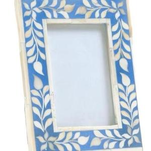 HASAN CRAFT - Marco de Fotos Rectangular de Madera Azul Ecológico Hecho a Mano, Decoración de Pared con Patrón Floral Blanco, Orientación Vertical, Moderno - Product Image 1