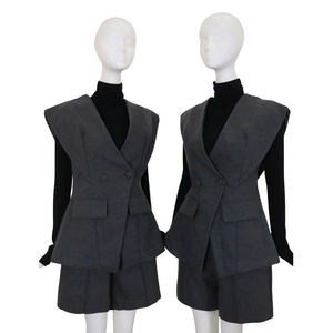 Conjunto Premium de Blazer sin Mangas y Camiseta de Manga Larga para Mujer, Shorts Sólidos por Encima de la Rodilla, Algodón Casual, Fabricación Vietnamita - Product Image 3