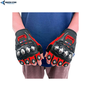 ถุงมือ Daizen Star Tactical แบบครึ่งนิ้ว สีแดงดำ ทำจาก PU ทนทาน ยาวถึงข้อมือ สำหรับเล่นกีฬา - Product Image 4