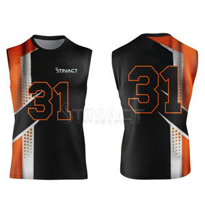 Uniforme classique 7v7 avec tissu résistant et coupe confortable, permettant des mouvements fluides pendant les matchs. - Product Image 5