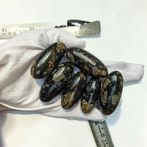 Lingam Shiva Noir de Haute Qualité – Cristal Puissant pour l'Équilibre Émotionnel et la Protection Énergétique - Product Image 4