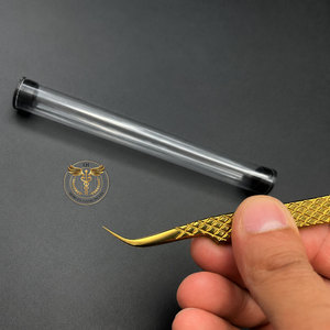 Pince à épiler professionnelle en acier inoxydable pour extensions de cils, courbée, avec tube de rangement transparent en plastique, précision garantie - Product Image 6