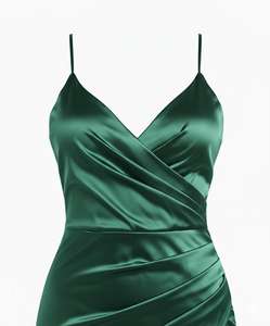 ชุดเดรสผ้าไหมผ้าซาตินหรูหราสำหรับผู้หญิงพร้อมสายสปาเก็ตตี้ละเอียดอ่อนและดีไซน์แบบเปลือยหลัง - Product Image 6