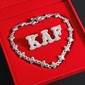 Colgante de Lujo Chapado en Oro de Plata 925 con Moissanita Estilo Hip Hop, Diseño de Letra Iced Out, Charm Redondo, Joyería Unisex para Uso Diario - Product Image 3