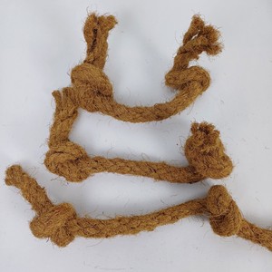 Handmade Coconut Fiber Rope Dog Chew Toy Natural Knots Durable Indoor Pet Toy Simple Style Manual Operation Made in Vietnam - Product Image 5