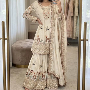 Presentamos un conjunto de tela de seda Chinnon pura con dupatta, estilo sharara, listo para usar. - Product Image 1