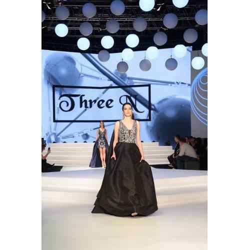 Manufacturer and Wholesaler of Elegant Evening Dresses