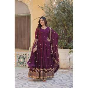 ชุดราตรีออกแบบด้วยชุดปักด้านล่างและลำดับ dupatta สินค้าประเภทพรีเมี่ยม - Product Image 4