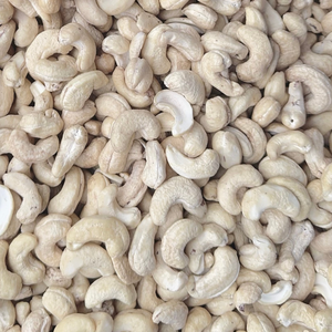 Manufacturing Raw Cashew Ww320 Ww240 Cashew <b>Nut</b> <b>Kernels</b> Santigo Cashew Vietnam Wholesale Exported To Asia, Eu, Middle East - Product Image 1