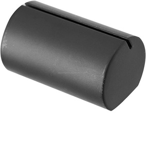 Collègues ou entrepreneurs. Le porte-cartes de visite est fait à la main et en métal pour une durabilité - Product Image 3