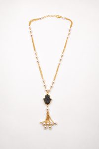 Collar personalizado chapado en rodio con colgante de mano Hamsa negra, cadena con borlas de perlas de agua dulce, amuleto de joyería, regalo para mujer - Product Image 2