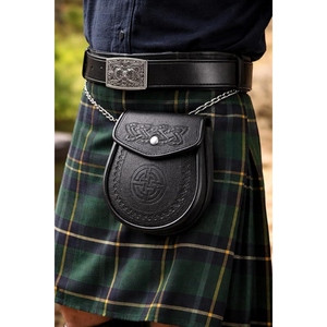Sporrán escocés de cuero negro con diseño de nudo celta y cadena para usar con kilt, Sporrán de cuero genuino de alta calidad. - Product Image 1