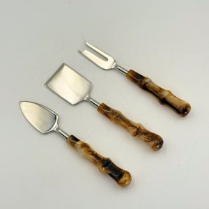 Fabricante de Primera Calidad de Juegos de Cuchillos para Queso con Mango de Resina, Cuchillo para Queso de Calidad Superior para Cortar Queso - Product Image 3