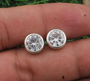 Pendientes de Plata de Ley 925 con Circonita Cúbica, Plateados en Plata de Lujo, Juego de Joyería para Mujer, Venta al por Mayor - Product Image 1
