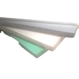 Tablero de espuma de PVC UP láminas de plástico UV estabilizado 2-40mm de espesor colorido alto brillo impresión ISO 9001:2015 productos certificados