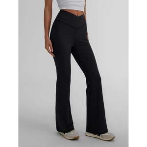 À la mode 2025 automne tenues femmes taille haute Bootcut travail pantalon large jambe Yoga pantalon V croisé reine Flare Fitness Yoga - Product Image 1