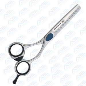 Tondeuse de Précision Professionnelle pour Soins Capillaires et Esthétique – Haute Qualité, Écologique, Confortable, Acier Inoxydable 40 Dents - Product Image 2