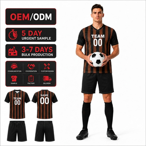 Ensemble de maillots de football personnalisés, uniforme de football respirant avec nom et numéro du joueur, maillot de football à manches courtes, uniforme d'équipe - Product Image 2