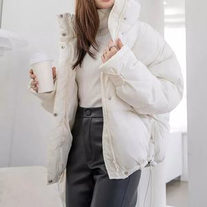 Derniers modèles à la mode Veste matelassée en duvet matelassée de haute qualité sur mesure pour femmes en vente en gros - Product Image 4