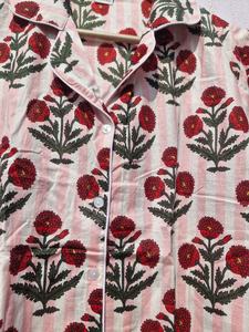 Conjunto de Pijama de Algodón con Estampado Floral para Mujer |   Traje de Dormir Indio a Rayas Hecho a Mano |   Ropa de Casa de Muselina Suave - Product Image 2