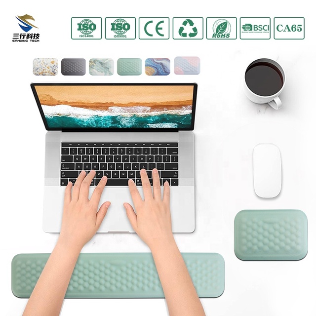 Non-Slip Wrist Rest PU Mouse Pad Set Desktop Green Color Mouse Pad Anti-Scratch Easy to Clean Mat Laptop Desktop for Office Home