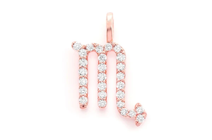 Colgante unisex clásico con letra M chapada en oro rosa y diamantes redondos engastados en canal, ideal para regalo. - Product Image 1