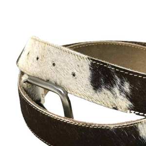 Cinturón de Cuero Vintage Premium con Hebilla de Aleación para Hombre y Mujer - Diseño Estampado Moderno para un Estilo Occidental, Urbano y Chic - Product Image 6