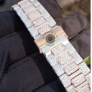 Splendide montre analogique à quartz pour homme, boîtier carré en moissanite/argent, cadran en strass, verre saphir, mouvement ETA – Cadeau de luxe - Product Image 3
