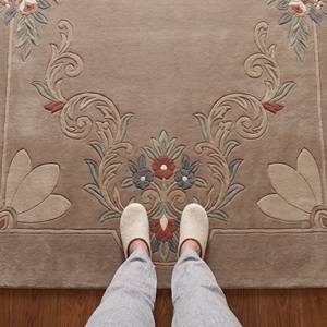 Tapis moderne à motifs floraux tufté à la main, beige, taupe, bleu, terre cuite, en laine, antidérapant, à poils moyens, tapis d'appoint Azka Arts - Product Image 4