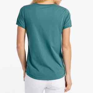 T-shirt pour femme en coton 100% doux, style vintage, uni, avec impression graphique personnalisée, logo personnalisé, motif ours, tendance et élégant. - Product Image 3