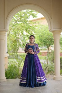 Robe en soie bleue élégante spéciale Navratri, chaniya choli traditionnel indien, tenue formelle Garba Gujarati, Lehenga choli de haute qualité - Product Image 5