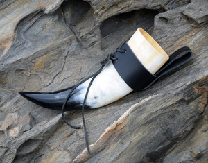 Custom Size Top Selling Water Bottle Plastic Horn Handmade Custom Viking Drinking Horn for <b>Beer</b> Drinking at cheap price - Product Image 3