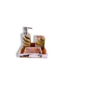 Juego de Baño Redondo Portátil Moderno de Tres Piezas de Resina Acrílica Azul Cielo de Lujo de ILAHI con Diseño Floral Uttar Pradesh - Product Image 1
