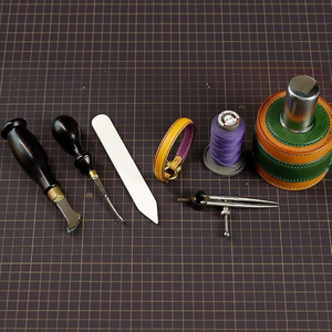 Outil de reliure en os blanc poli, style animal moderne, fait main, écologique, toucher réel, logo personnalisé, pliable - Product Image 4