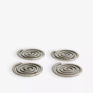Sous-verre en forme d'étoile en métal avec bordure circulaire centrale lisse et surélevée, disponible à prix de gros. - Product Image 6