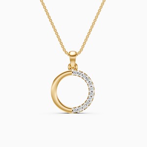 จี้เพชรทรงครึ่งวงกลมขนาด 0.15 กะรัต ผลิตในห้องปฏิบัติการ ดีไซน์ทันสมัย ทำจากทอง 9K สีเหลือง ขาว และโรสโกลด์ - Product Image 3